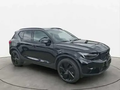 Gebraucht Volvo XC40 120 PS (88 kW) 2025 SUV