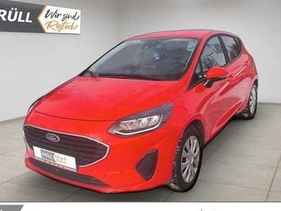 Begagnad Ford Fiesta Cool & Connect 101 HK (74 kW) 2023 Röd Halvkombi