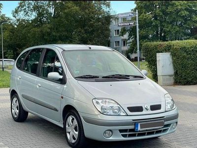 Renault Scénic