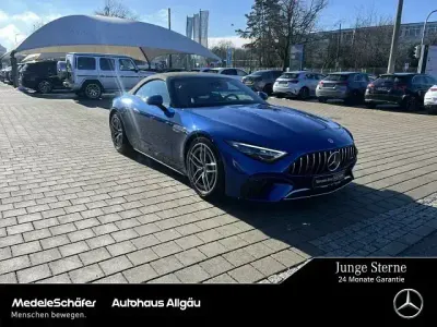 Second-hand Mercedes SL63 AMG Premium Plus 585 CP (430 kW) 2023 Albastru Cabrio