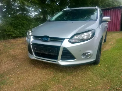 Gebraucht Ford Focus 140 PS (102 kW) 2011 Silber Kombi
