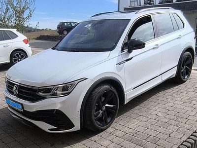 Usata VW Tiguan R-line 150 CV (110 kW) 2023 Bianco SUV