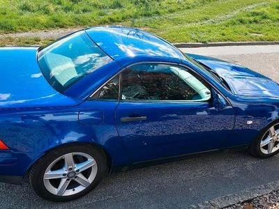Usata Mercedes SLK230 194 CV (142 kW) 1998 Blu Cabrio