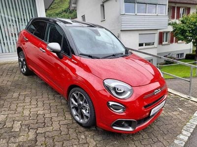 Gebraucht Fiat 500X Sport 131 PS (96 kW) 2023 Passione rot mit schwarz. dach SUV