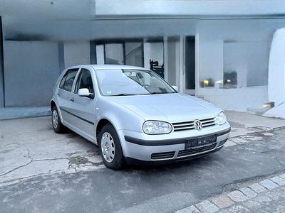 Gebraucht VW Golf IV Edition 75 PS (55 kW) 2001 Silber Kleinwagen
