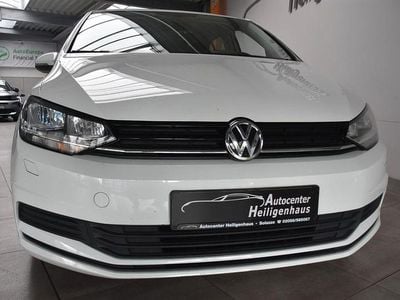 Gebraucht VW Touran 116 PS (85 kW) 2017 Weiß Van / Kleinbus