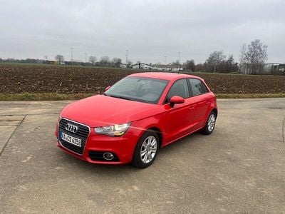 Gebraucht Audi A1 90 PS (66 kW) 2014 Rot Limousine