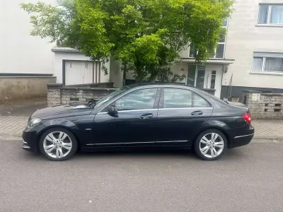 Gebraucht Mercedes C200 Avantgarde 136 PS (100 kW) 2011 Limousine