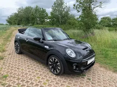 Gebraucht Mini Cooper S 178 PS (130 kW) 2021 Schwarz Kleinwagen