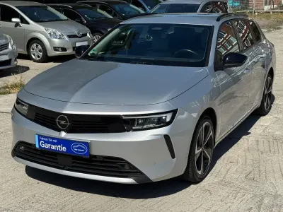 Gebraucht Opel Astra Elegance 131 PS (96 kW) 2023 Grau Kleinwagen