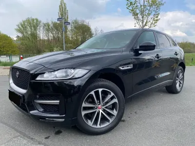 Second-hand Jaguar F-Pace R-Sport 179 CP (131 kW) 2019 Negru SUV