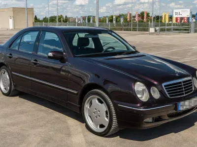 Gebraucht Mercedes E430 Avantgarde 279 PS (205 kW) 2000 Schwarz Limousine