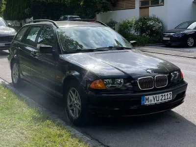 Gebraucht BMW 318 118 PS (86 kW) 2001 Schwarz Kombi