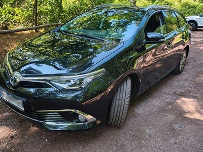 Toyota Auris Touring Sports