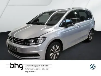 Gebraucht VW Touran Comfortline 150 PS (110 kW) 2025 Oyster silver metallic Van / Kleinbus