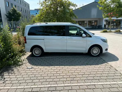 Gebraucht Mercedes V250 190 PS (139 kW) 2015 Weiß Van / Kleinbus