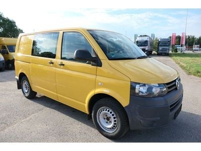 Gebraucht VW T5 84 PS (61 kW) 2013 Ginstergelb r1032 Van