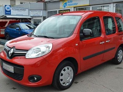 Usata Renault Kangoo Happy Family 106 CV (77 kW) 2013 Rosso Monovolume
