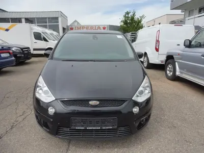 Gebraucht Ford S-MAX Titanium 140 PS (102 kW) 2007 Schwarz Van / Kleinbus