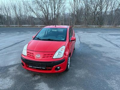 Nissan Pixo