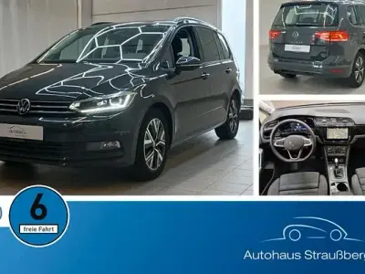 Gebraucht VW Touran Comfortline 150 PS (110 kW) 2024 Graukeine angabe Van / Kleinbus