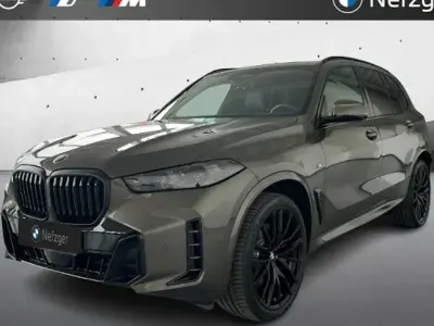 Nowe BMW X4 Shadowline 340 KM (250 kW) 2026 Szary SUV