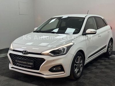 Gebraucht Hyundai i20 Style 120 PS (88 kW) 2020 Weiß Kleinwagen