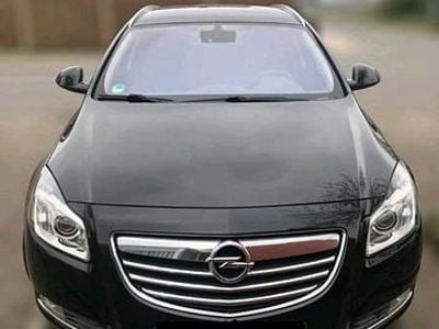 Gebraucht Opel Insignia 250 PS (183 kW) 2012 Schwarz Kombi
