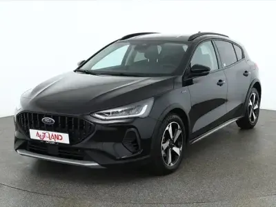 Używany Ford Focus Active 125 KM (91 kW) 2023 Czarny Sedan/Limuzyna