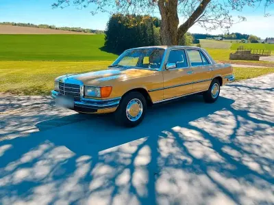 Gebraucht Mercedes 280 185 PS (136 kW) 1975 Gelb Limousine