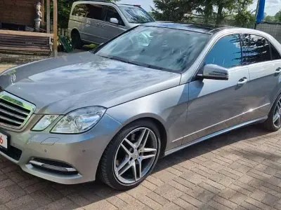 Usata Mercedes E250 204 CV (150 kW) 2012 Argento Berlina