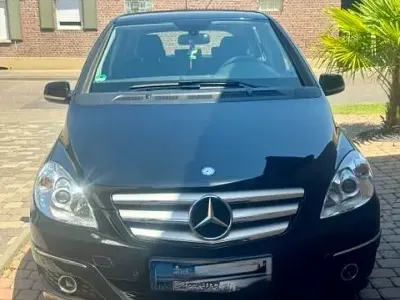 Gebraucht Mercedes B170 116 PS (85 kW) 2009 Schwarz Van / Kleinbus