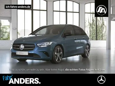 Gebraucht Mercedes E250 Progressive 160 PS (117 kW) 2022 Denimblau Limousine