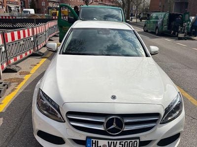 Second-hand Mercedes 220 170 CP (125 kW) 2018 Alb Berlinǎ