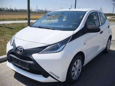 Usata Toyota Aygo 69 CV (50 kW) 2018 Bianco Utilitaria