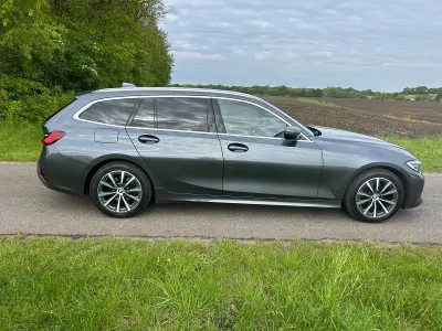 Gebraucht BMW 320 Luxury Line 190 PS (139 kW) 2020 Grau Kombi