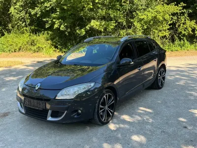 Gebraucht Renault Mégane GrandTour 180 PS (132 kW) 2010 Schwarz Kombi