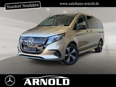 Używany Mercedes EQV300 150 kW (204 KM) 2025 Złoty Minivan