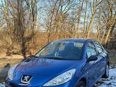 Gebraucht Peugeot 206+ 75 PS (55 kW) 2009 Blau Kleinwagen