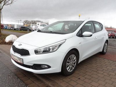 Gebraucht Kia Ceed 99 PS (72 kW) 2013 Weiß Kleinwagen