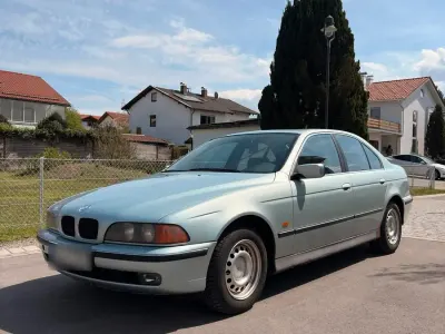 Gebraucht BMW 528 193 PS (141 kW) 1999 Blau Limousine