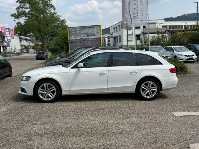 Gebraucht Audi A4 Attraction 143 PS (105 kW) 2011 Weiß Kombi