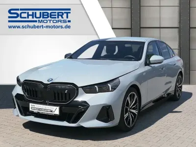 Gebraucht BMW i5 M Sport 250 kW (340 PS) 2023 Grau Limousine