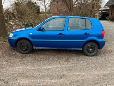 Gebraucht VW Polo 60 PS (44 kW) 2000 Blau Kleinwagen