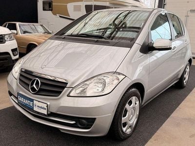 Gebraucht Mercedes A180 109 PS (80 kW) 2012 Silber Kleinwagen