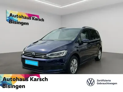Gebraucht VW Touran Comfortline 150 PS (110 kW) 2025 Atlantik blau Van / Kleinbus