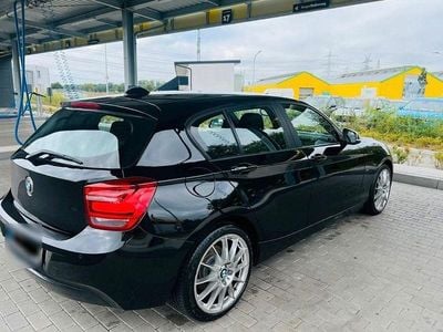 Schwarz Gebraucht 2013 BMW 118 Sport Line Kleinwagen | 7.400 € (Guter Preis)