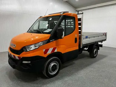 Używany Iveco Daily 106 KM (77 kW) 2015 Pomarańczowy Van