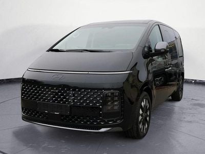 Schwarz Gebraucht 2025 Hyundai Staria Signature Van / Kleinbus | 43.888 € (Etwas zu teuer)