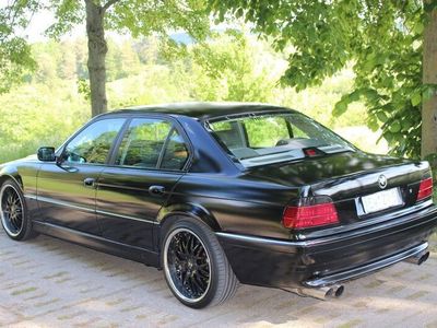 BMW 735